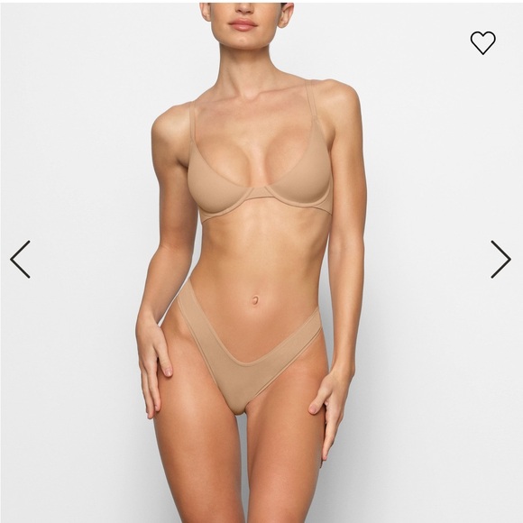 SKIMS Other - SKIMS FITS EVERYBODY
PLUNGE BRA
